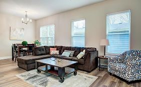 Cozy Stringtown Gem 1 Mile To Downtown!